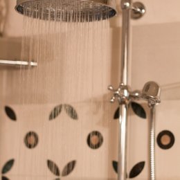 detail sprchoveho koutu